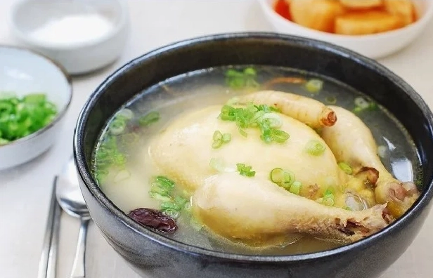 Bật mí cách làm gà hầm sâm chuẩn vị Hàn Quốc thơm ngon bổ dưỡng