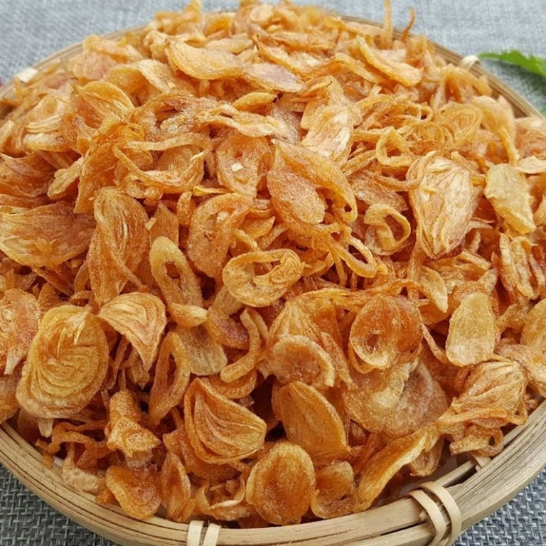Bật mí cách làm hành phi giòn rụm vàng ươm không bị ỉu