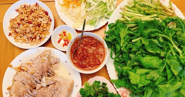 Bật mí cách pha mắm rươi ngon đúng điệu chuẩn vị truyền thống