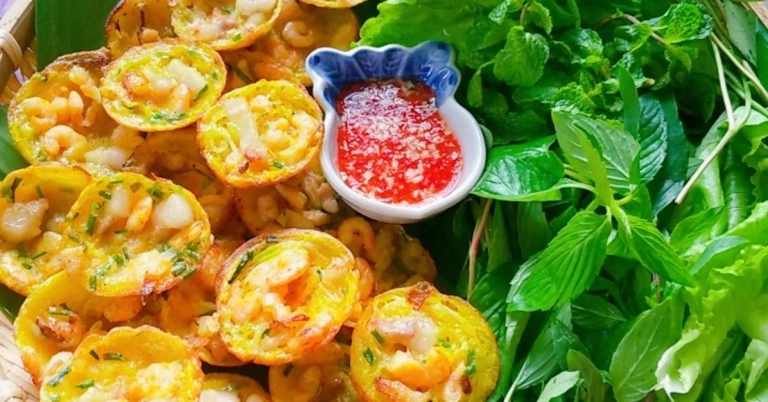 Bí quyết cách làm bánh khọt tôm giòn rụm thơm ngon chuẩn vị tại nhà