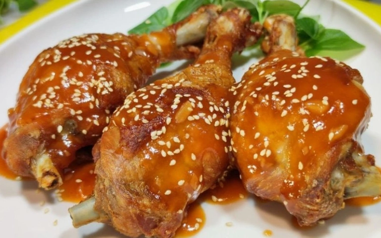 Bí quyết cách làm gà rang me chua ngọt đưa cơm cực dễ tại nhà