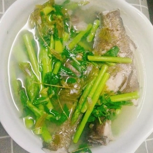 Bí Quyết Cách Làm Lá Me Non Nấu Chua Thơm Ngon Chuẩn Vị Miền Tây