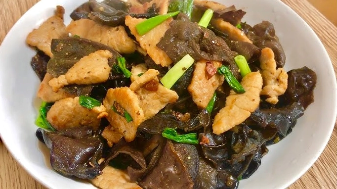 Bí quyết cách làm mọc nhĩ xào thịt giòn ngon chuẩn vị tại nhà