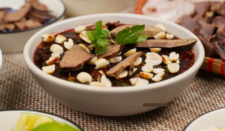 Bí Quyết Cách Làm Tiết Canh Vịt Ngon Đông Đặc Chuẩn Vị Tại Nhà