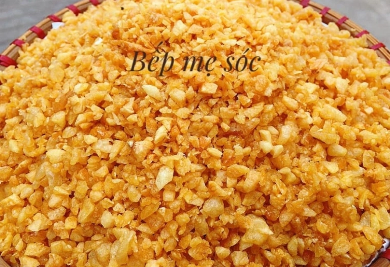 Bí Quyết Cách Làm Tỏi Phi Vàng Ươm Giòn Rụm Không Bị Đắng