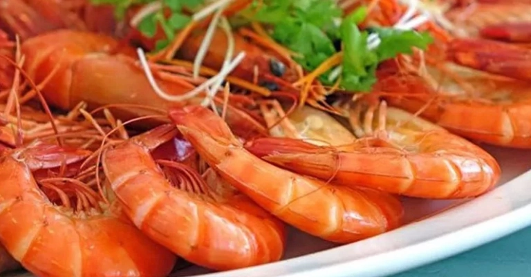 Bí Quyết Cách Làm Tôm Hấp Bia Thơm Ngon Giòn Ngọt Không Tanh