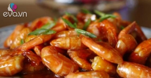 Bí quyết cách làm tôm rim me chua ngọt sền sệt siêu đưa cơm