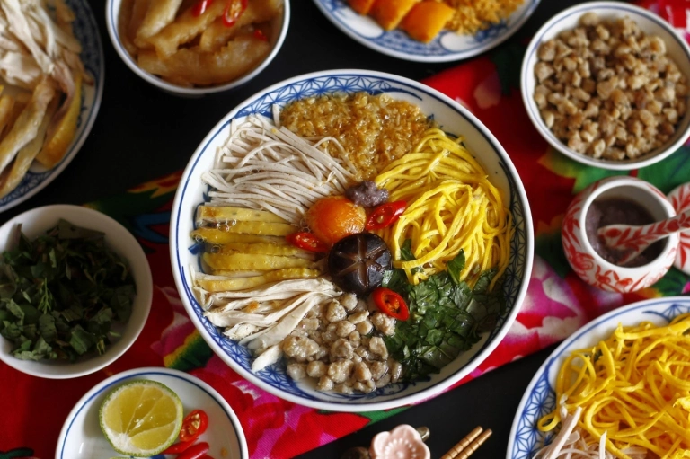 Bí quyết cách nấu bún thang kiểu Hà Nội cổ chuẩn vị thanh tao