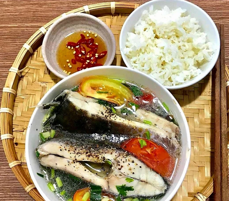 Bí quyết cách nấu canh cá nấu ngót ngọt mát giải nhiệt ngày hè