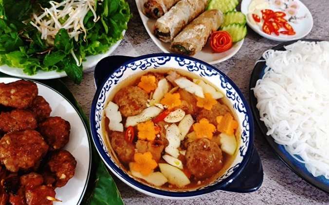 Bún chả đặc sản đặc trưng của ẩm thực Hà Nội từng được vinh danh quốc tế