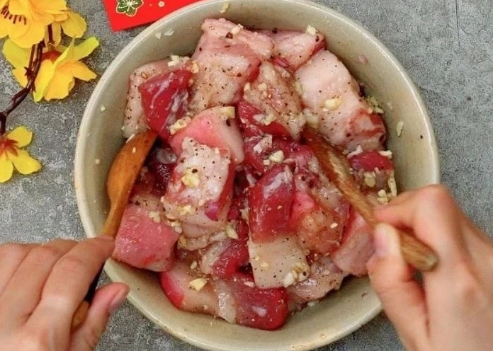 Các loại gia vị cần thiết để ướp thịt kho tàu đậm đà