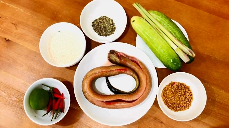Các nguyên liệu chuẩn bị cho món lươn nướng