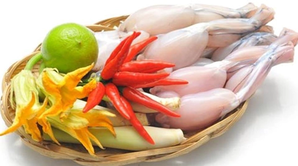 Các nguyên liệu cơ bản cần thiết để làm món da ếch chiên giòn