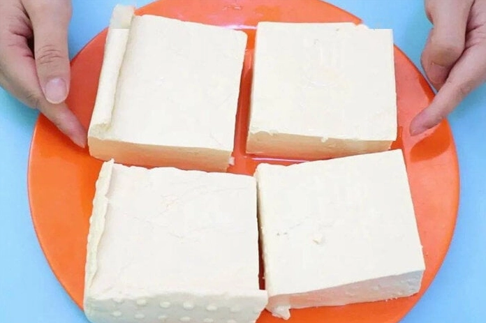 Cách chọn đậu phụ ngon và an toàn không chứa thạch cao qua màu sắc