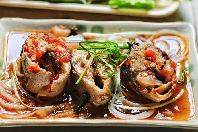 Cách làm cá thu sốt cà chua đậm đà đưa cơm tuyệt hảo