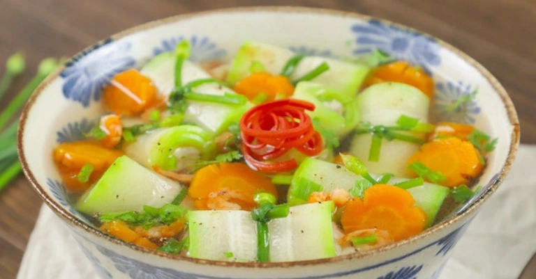 Cách làm canh bí đao cuộn thịt băm thanh mát giải nhiệt tuyệt đỉnh