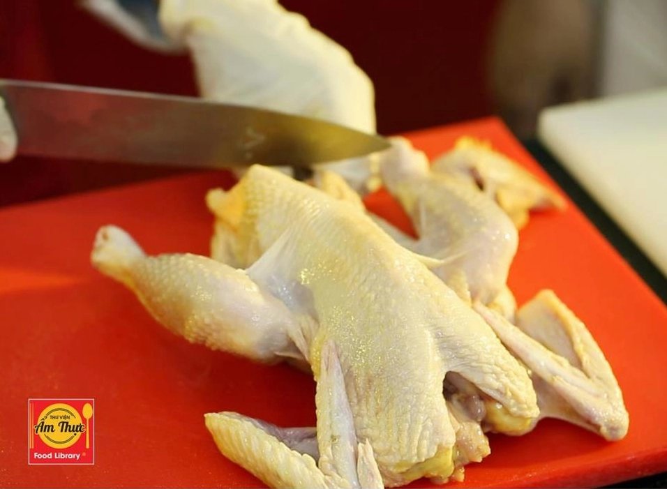 Cách làm Gà Bó Xôi đơn giản nhưng không kém phần hấp dẫn