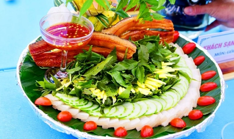 Cách làm khô cá lóc gỏi sầu đâu ngon chuẩn vị miền Tây