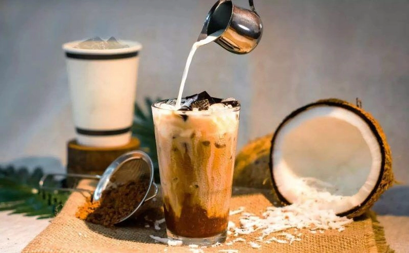 Cách pha cà phê cốt dừa béo ngậy và ngon miệng tại nhà