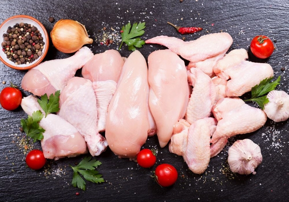 Cần chọn nguyên liệu chất lượng và đúng chuẩn để nấu gà Cung Bảo