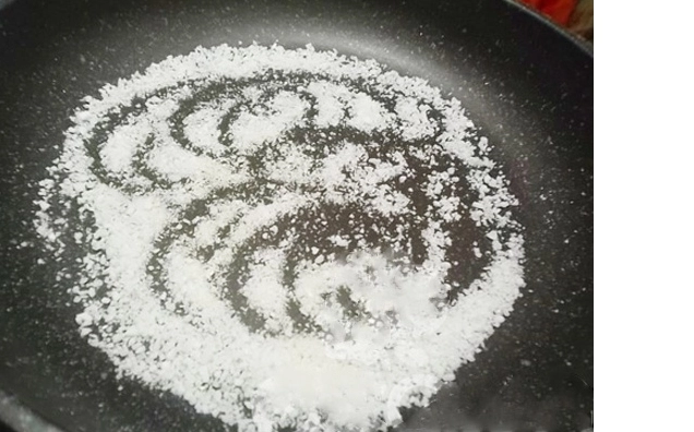 Chén muối tiêu chanh thơm lừng ăn kèm hải sản hoặc gà luộc