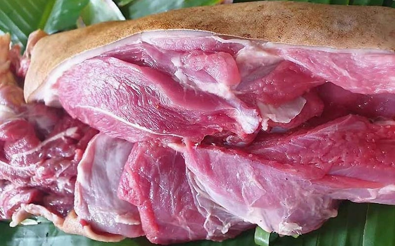 Chọn thịt bê tươi ngon để làm món giò me