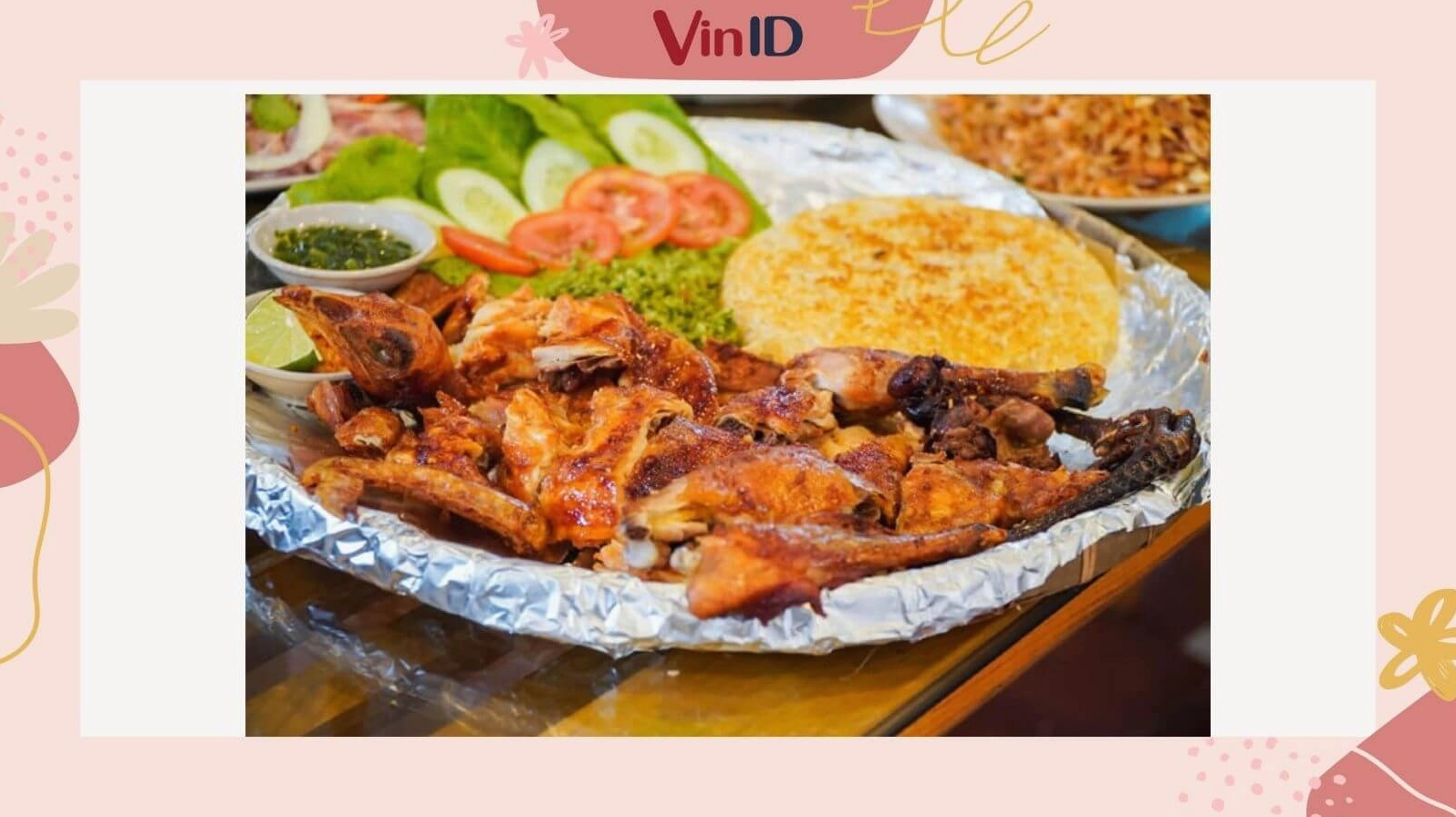 Đĩa gà nướng sả ớt thơm ngon hấp dẫn với lớp da vàng ươm