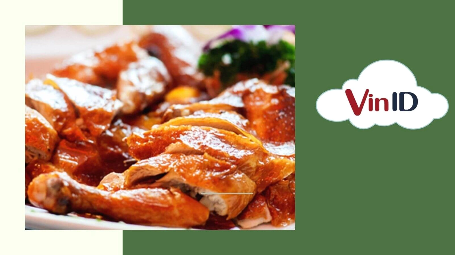 Đĩa gà quay me thành phẩm với màu sắc bắt mắt và lớp xốt sánh mịn