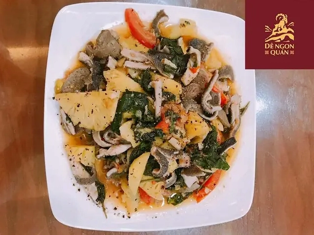 Đĩa lòng dê xào sả ớt thơm ngon cay nồng chuẩn vị nhà hàng