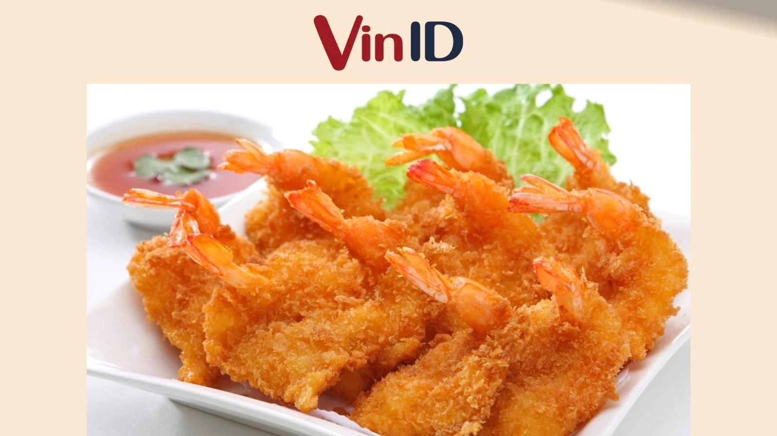 Đĩa tôm chiên bột vàng ươm giòn rụm hấp dẫn