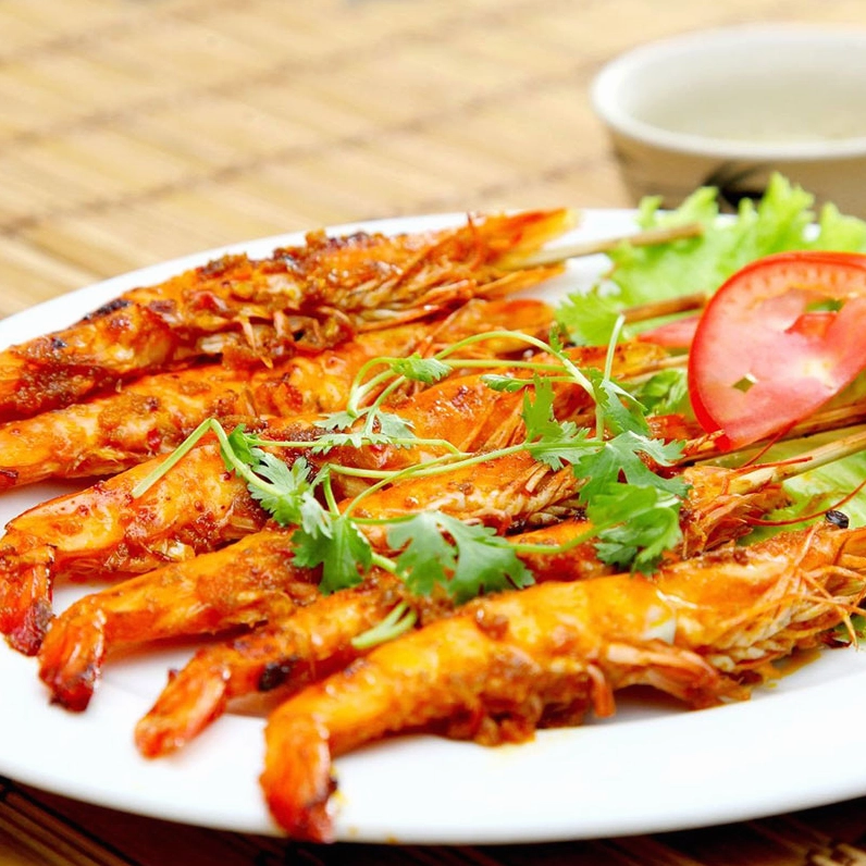 Đĩa tôm nướng sa tế cay cay ngon ngất ngây vạn người mê