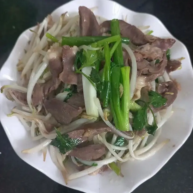 Hình ảnh món Cách làm tim heo xào giá đỗ thơm ngon, nhẹ vị cực bắt cơm - Công thức nấu ăn chi tiết