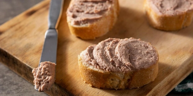 Hướng dẫn cách làm pate gan lợn béo ngậy thơm ngon tại nhà