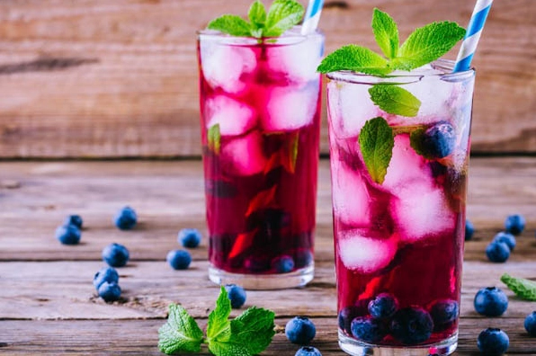 Hướng dẫn chi tiết cách làm mojito việt quất giải nhiệt mùa hè