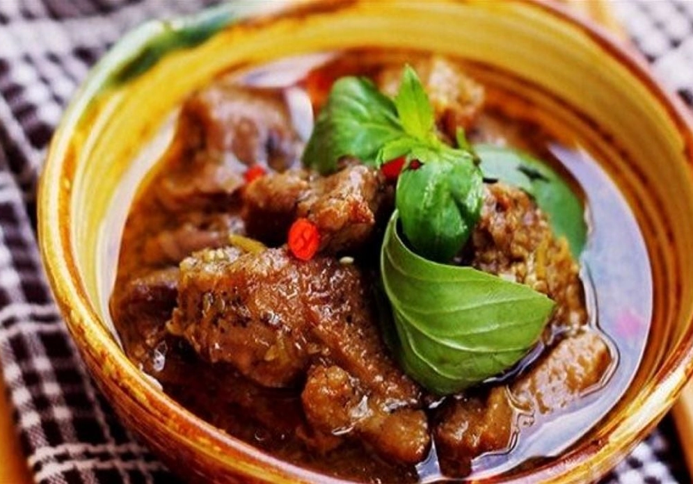 Hướng dẫn làm vịt khìa nước dừa béo ngọt chuẩn vị miền Tây