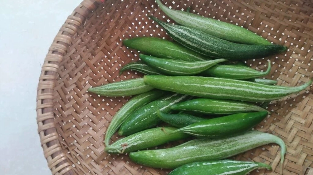 Lặc lè luộc nguyên quả tươi ngon vô cùng hấp dẫn
