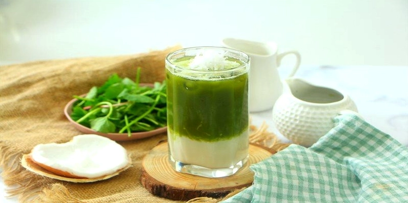 Ly rau má pha sữa đặc hoàn chỉnh đầy hấp dẫn