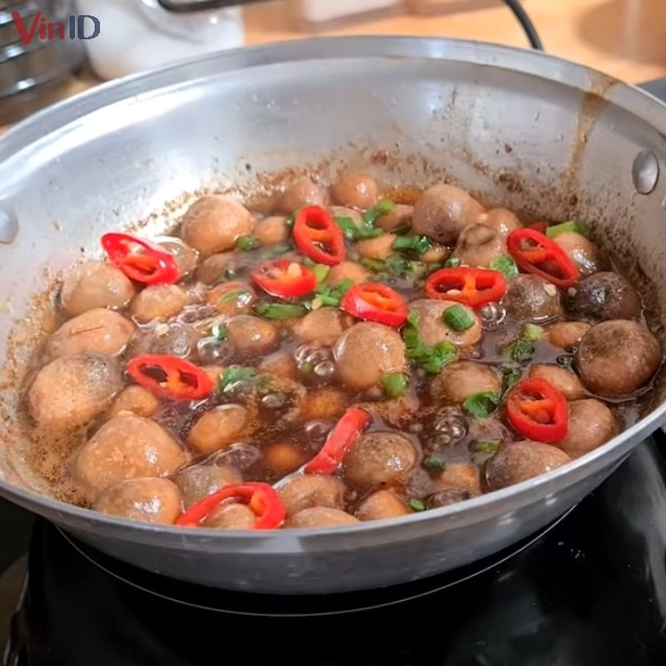 Món nấm rơm kho tiêu đen hoàn thiện
