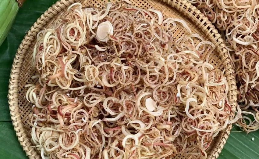 Nên chọn hoa chuối nào để làm gỏi và cách để cắt rửa hoa chuối không bị thâm