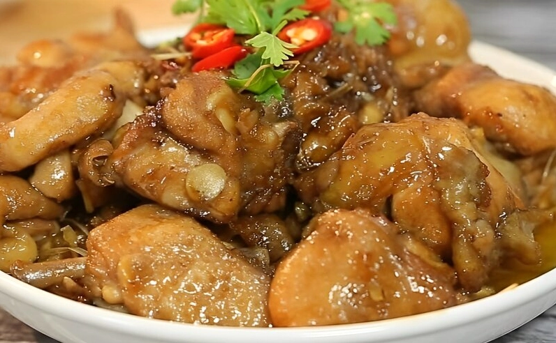 Nguyên liệu cơ bản để làm gà kho tiêu đơn giản tại nhà