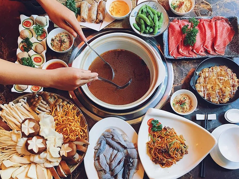 Nguyên liệu thảo mộc để hầm cùng sâm cầm