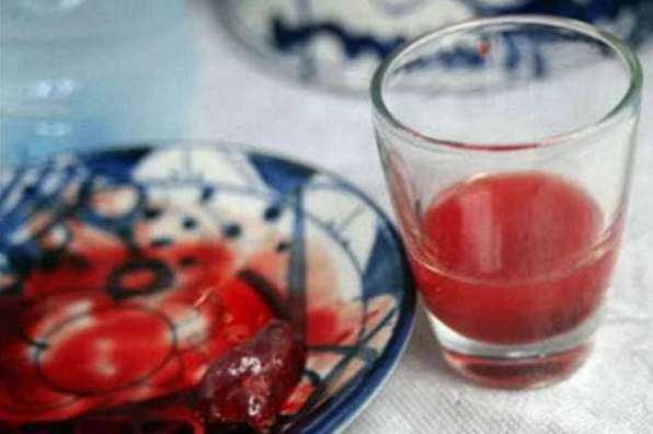 Sơ chế thịt rắn cẩn thận trước khi chế biến