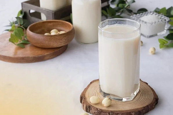 Sữa hạt sen cung cấp nguồn dinh dưỡng dồi dào cho cơ thể