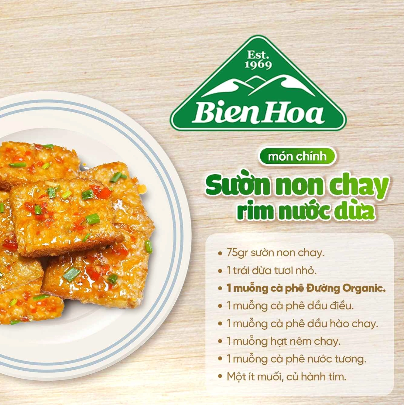 Sườn non xào ngũ sắc hoàn thiện với màu sắc rực rỡ và hương thơm lôi cuốn