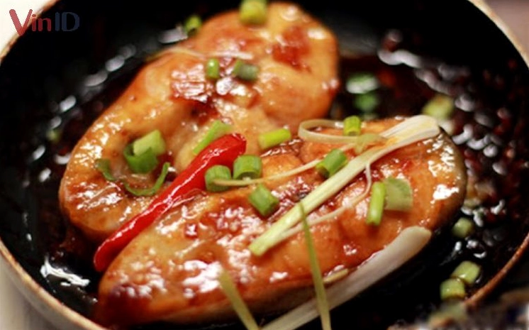 Thành phẩm cá basa kho gừng màu sắc hấp dẫn