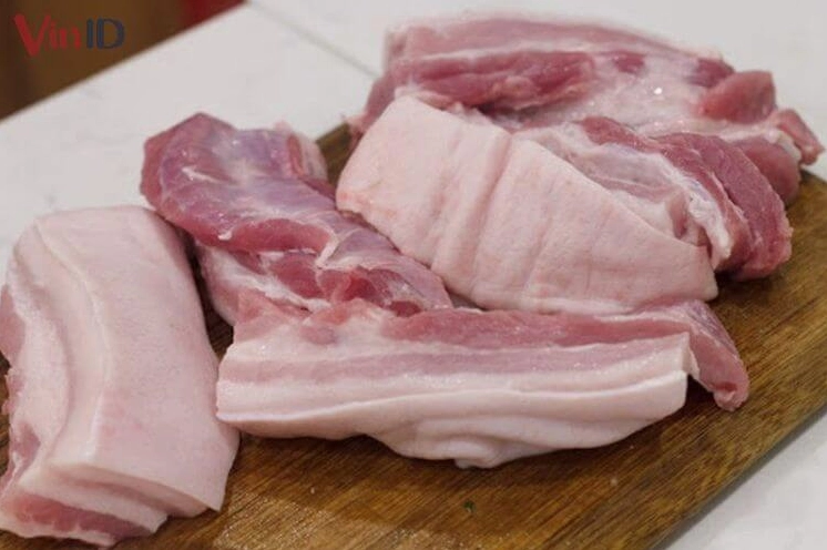 Thịt ba chỉ tươi ngon có màu hồng sáng