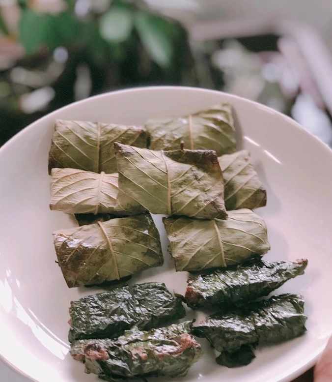 Thịt rắn được chặt nhỏ hoặc thái mỏng chuẩn bị đem xào