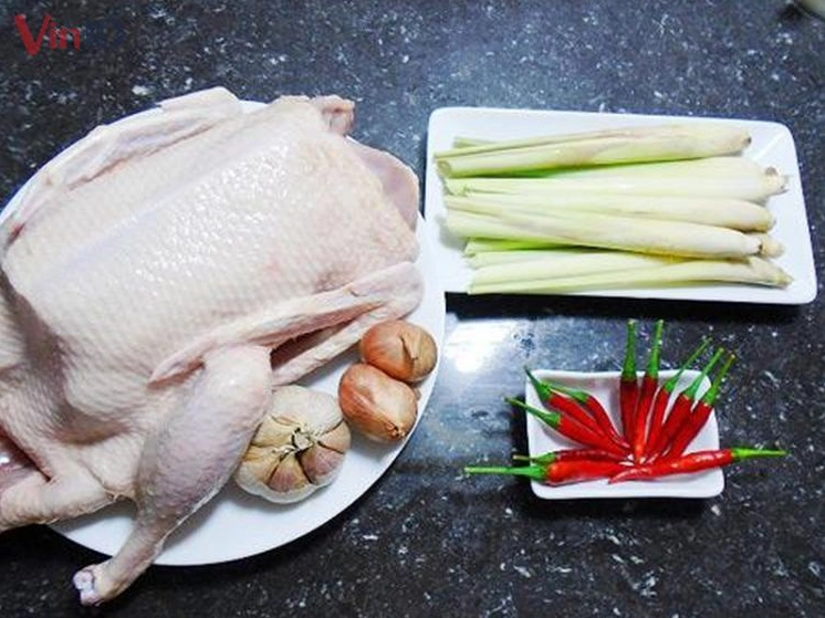Thịt vịt xào sả ớt sơ chế
