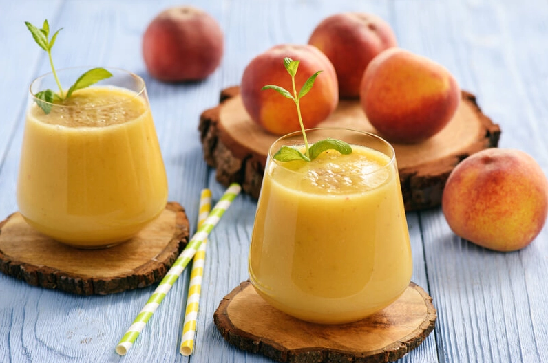 Thịt xoài được cắt thành những miếng nhỏ hạt lựu gọn gàng